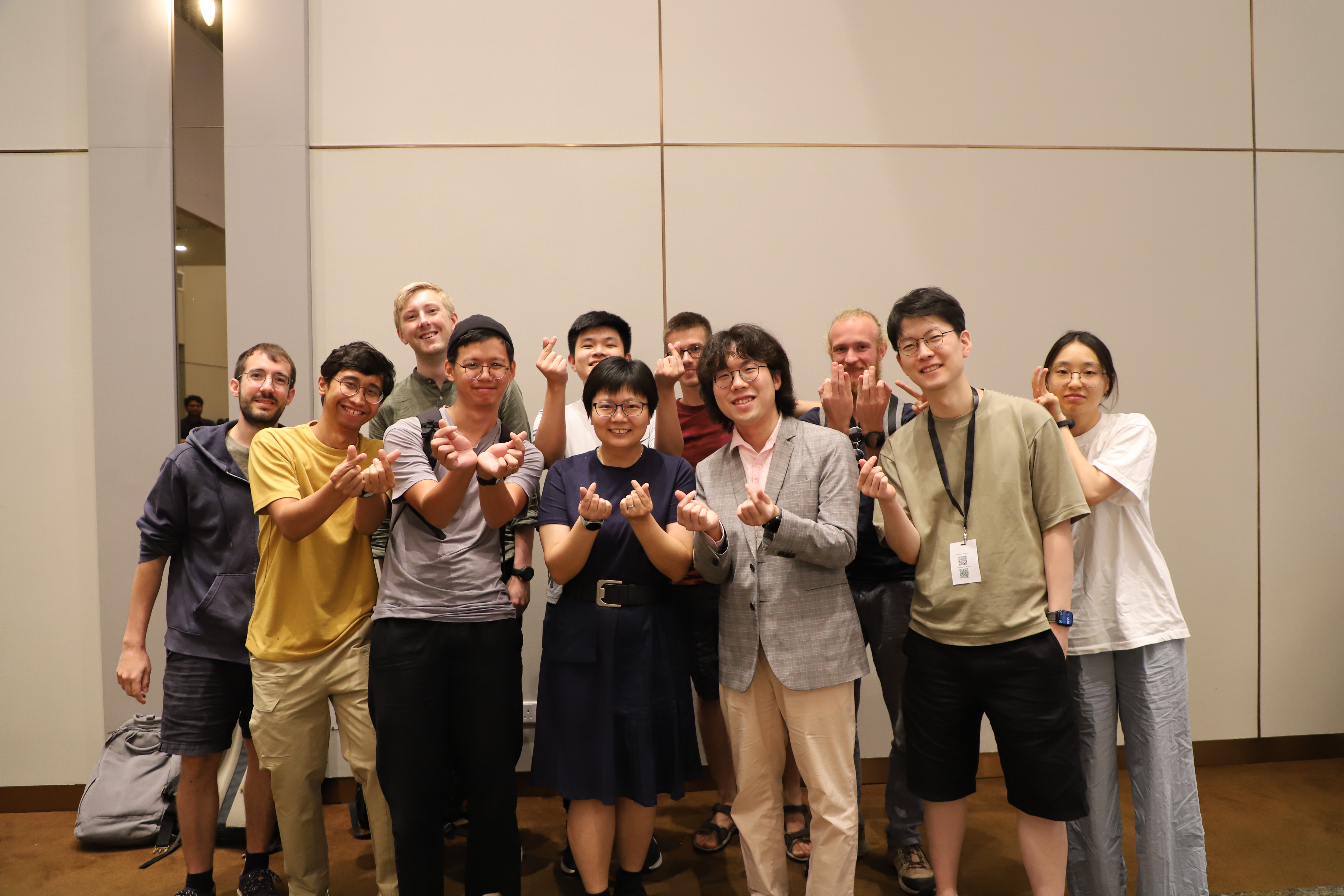 inQ group photo at QTD